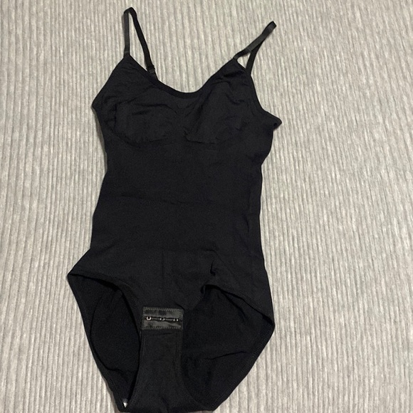 Other - NWT Shapewear